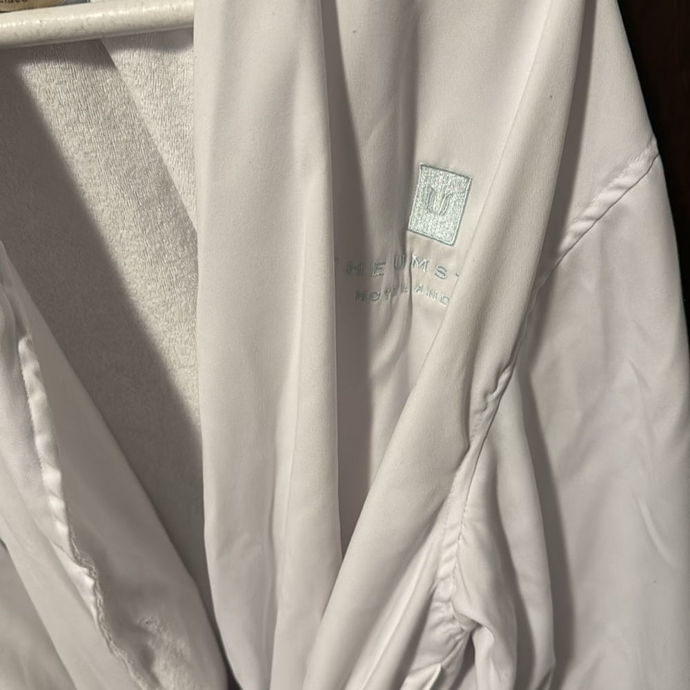 The Umstead hotel and spa monogrammed robe - Picture 2 of 4